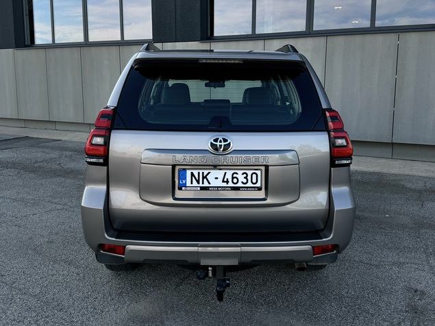 Toyota Land Cruiser 2022 