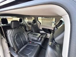 Chrysler Pacifica 2017s