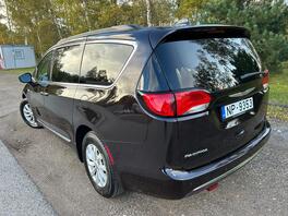 Chrysler Pacifica 2017s