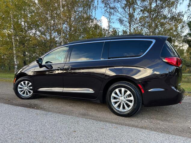 Chrysler Pacifica 2017 