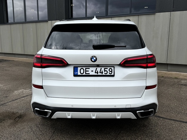 BMW X5 2019 