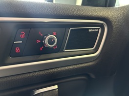 Volkswagen Touareg 2011s
