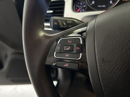 Volkswagen Touareg 2011s
