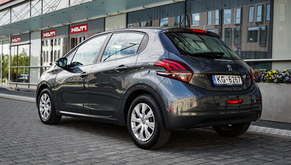 Peugeot 208 2016s