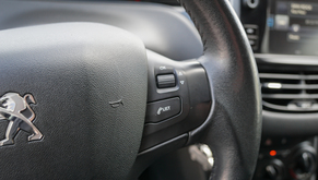 Peugeot 208 2016s