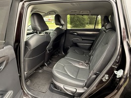 Toyota Highlander 2021s