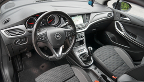 Opel Astra 2021s