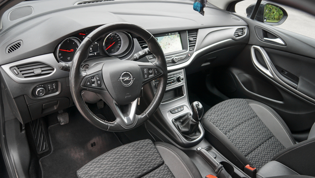 Opel Astra 2021 