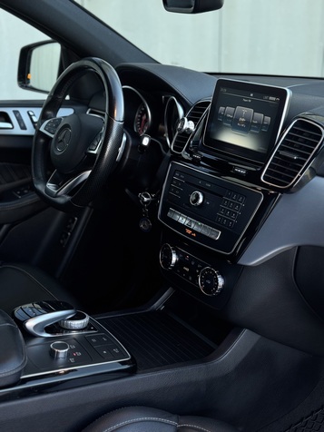 Mercedes-Benz GLE 350 2015 