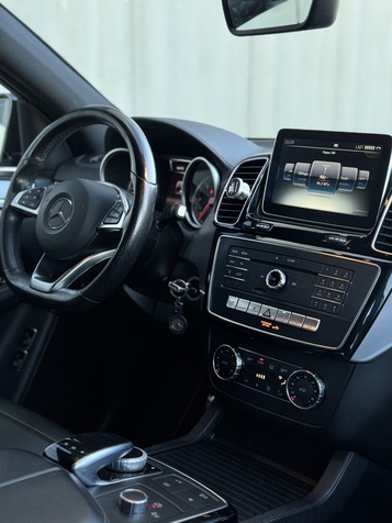 Mercedes-Benz GLE 350 2015 