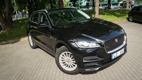 Jaguar F Pace 2018s