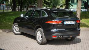 Jaguar F Pace 2018s