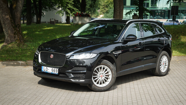Jaguar F Pace 2018 