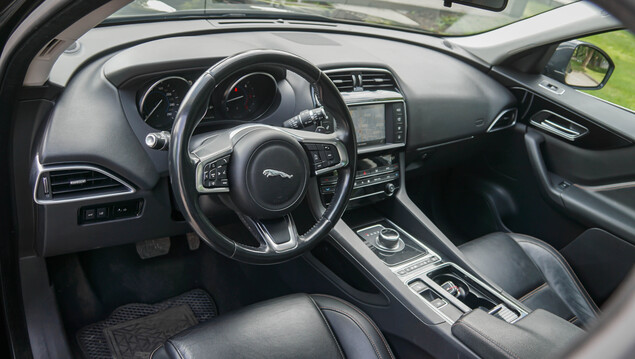 Jaguar F Pace 2018 