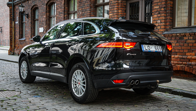 Jaguar F Pace 2018 