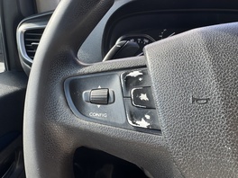 Peugeot Traveller 2017s