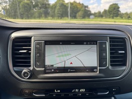 Peugeot Traveller 2017s