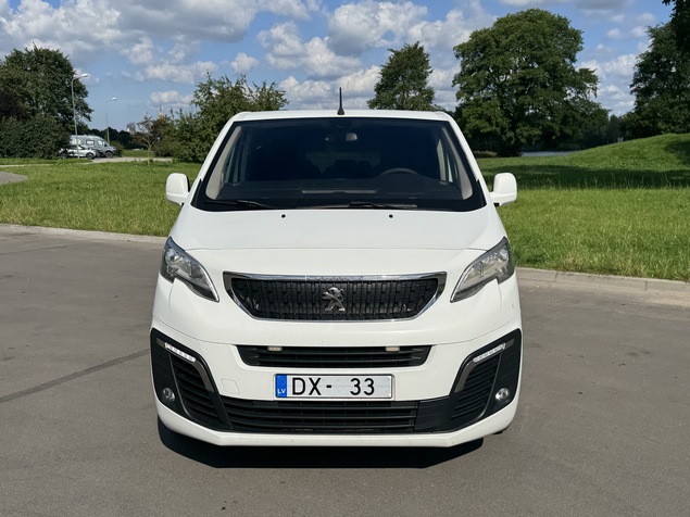 Peugeot Traveller 2017 