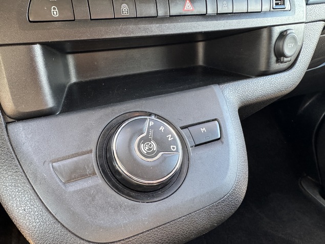 Peugeot Traveller 2017 