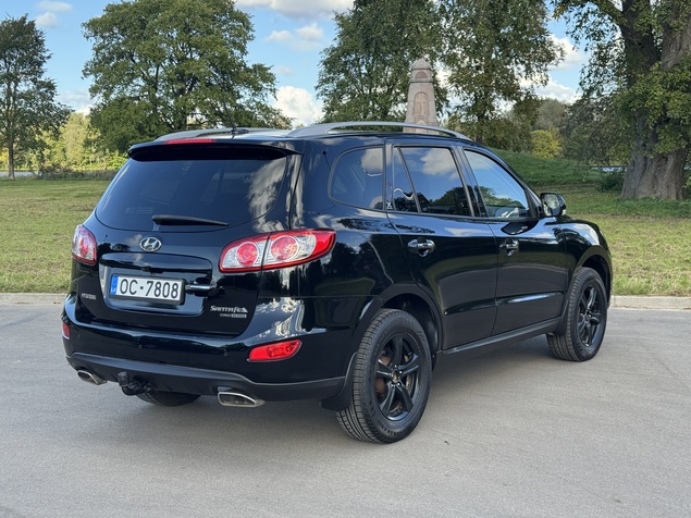 Hyundai Santa Fe 2011 