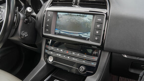Jaguar F Pace 2017s