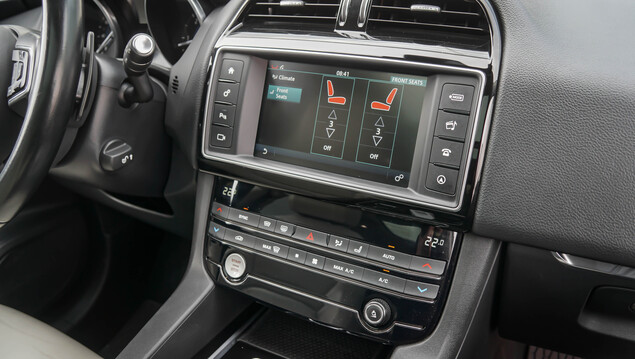 Jaguar F Pace 2017 