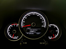 Volkswagen Beetle 2014s
