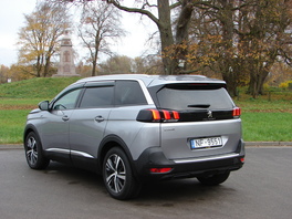 Peugeot 5008 2019s