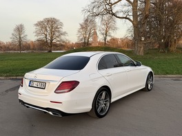 Mercedes-Benz 220 2016s