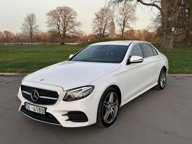 Mercedes-Benz 220 2016 