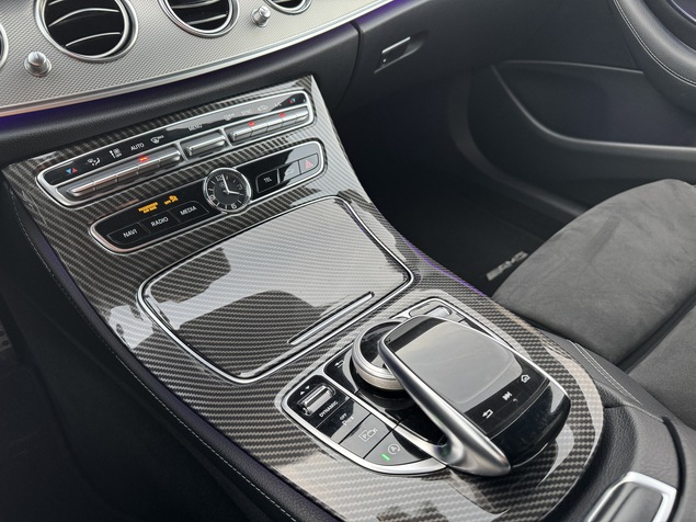 Mercedes-Benz 220 2016 
