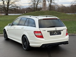 Mercedes-Benz C63 AMG 2009s