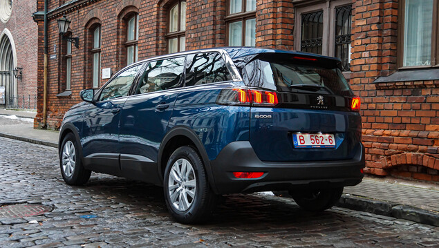 Peugeot 5008 2021 