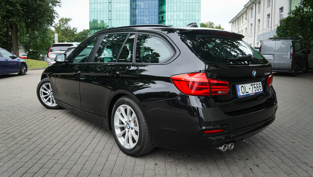 BMW 320 2018 