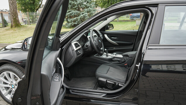 BMW 320 2018 