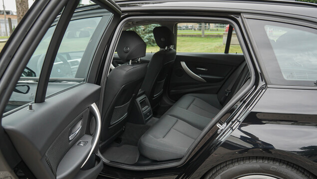 BMW 320 2018 