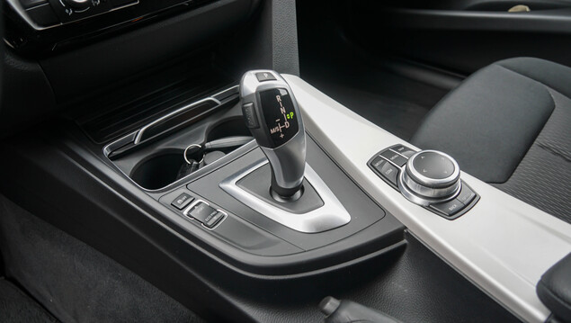 BMW 320 2018 