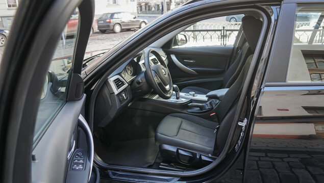 BMW 320 2018 