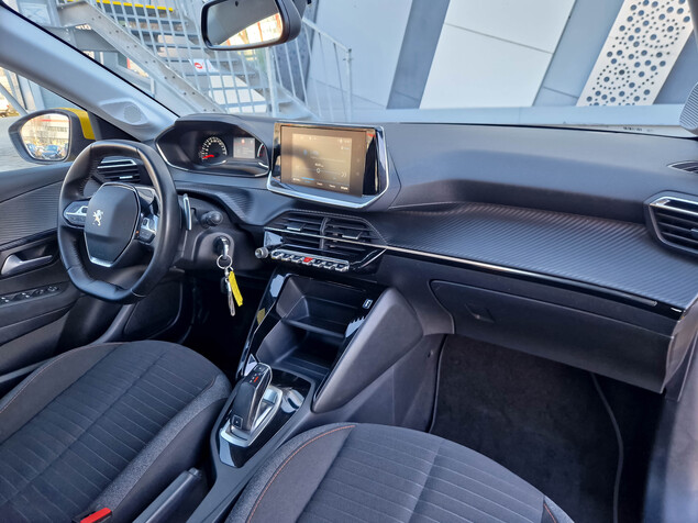 Peugeot 208 2020 