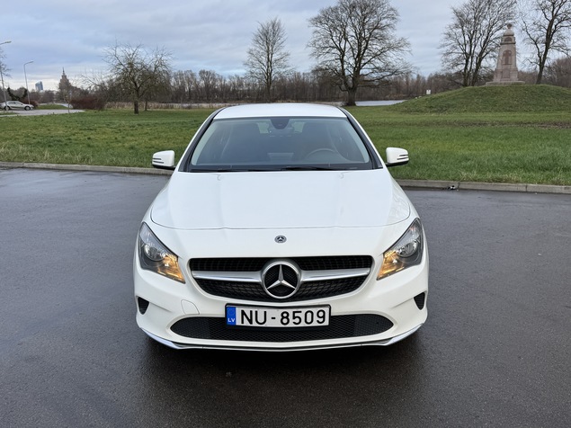 Mercedes-Benz CLA 180 2018 