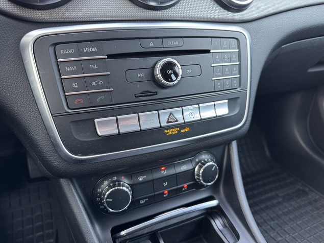 Mercedes-Benz CLA 180 2018 