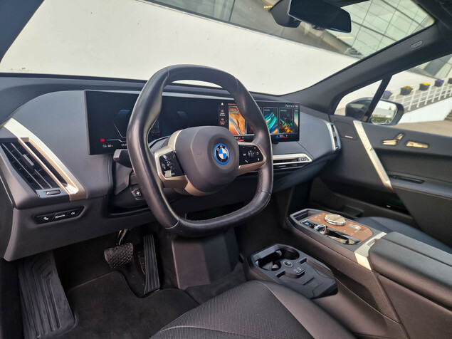 BMW IX40 2021 