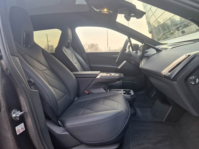 BMW IX40 2021 