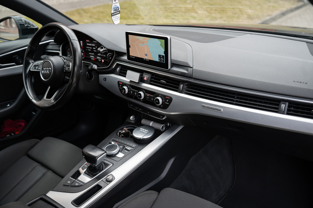 Audi A4 2016 