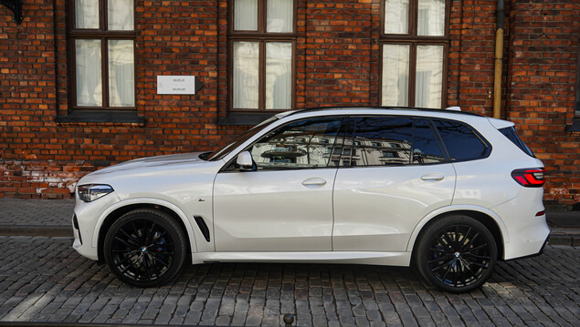 BMW X5 2021 
