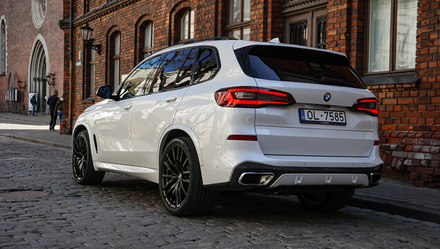 BMW X5 2021 