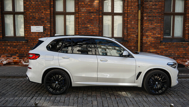 BMW X5 2021 