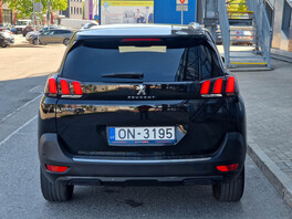 Peugeot 5008 2018s