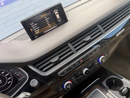 Audi Q7 2017s
