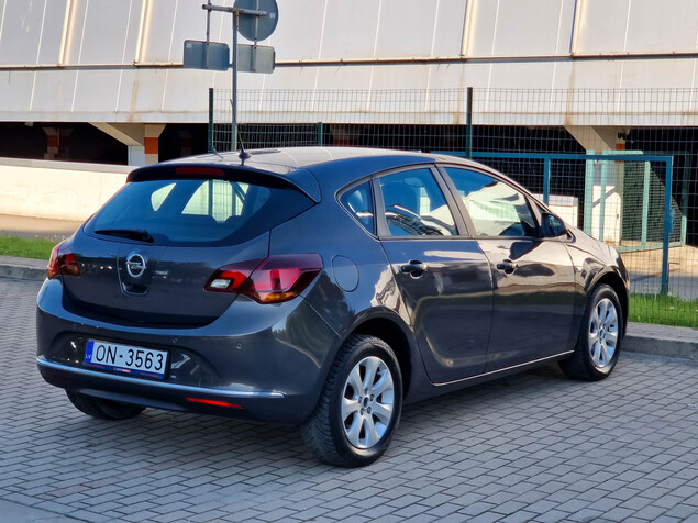 Opel Astra 2014 
